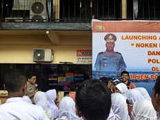 New app allows Papuans to call emergency services, complain about police