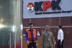 8 years sought for businessman Andi in e-ID case