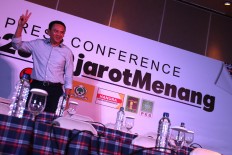 Ahok concedes defeat, calls on supporters to move on