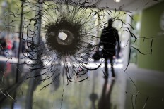  Shots reportedly fired at US university, suspect at large 