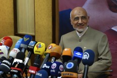 Iranian candidate says nuclear deal failed to lift sanctions 