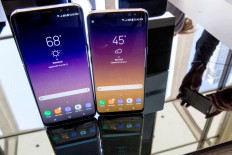 Galaxy S8 sets new pre-order record for Samsung
