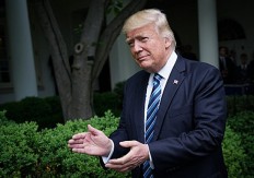 Trump savors win as House passes Obamacare repeal