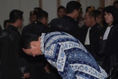 Politicians, supporters ready to give guarantee for Ahok’s detention delay