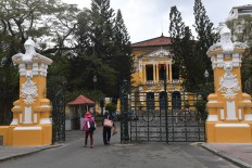 Arrests in Vietnam over 'terrorist' bomb at police post