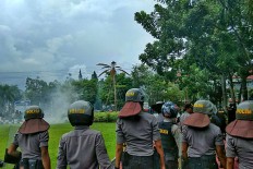 Angry mob protests deputy House speaker’s visit to Manado