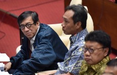 House, govt to deliberate judge tenure bill