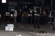 BREAKING NEWS: Suicide bomber, policeman killed in Kampung Melayu attack: Police