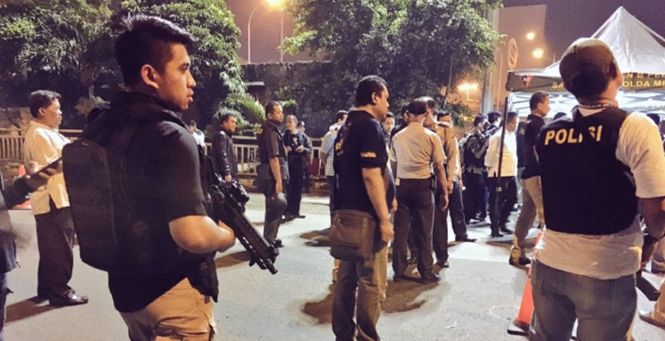 BREAKING NEWS: Explosions hit East Jakarta