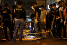 Jakarta suicide bombing kills three police officers