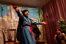 Syria girls escape nightmare of war with Snow White fable