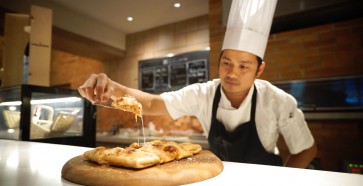 Ramadhan recipe: Fairmont Jakarta's pizza piezza