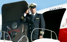 Travolta donates his Qantas plane to Australia museum