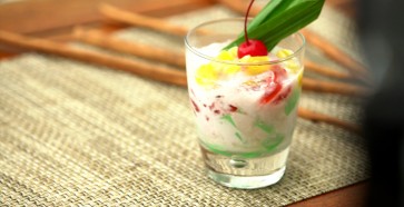 Ramadhan recipe: Hotel Santika Premiere Slipi Jakarta's iced 'selendang mayang'