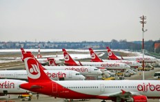 Struggling Air Berlin eyes Lufthansa as possible partner
