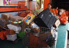 Delivery company to provide B2C services, targets double revenue after IPO