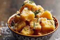 Jamie Oliver opens first restaurant in Bali