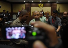 Patrialis denies charges in judicial review bribery case