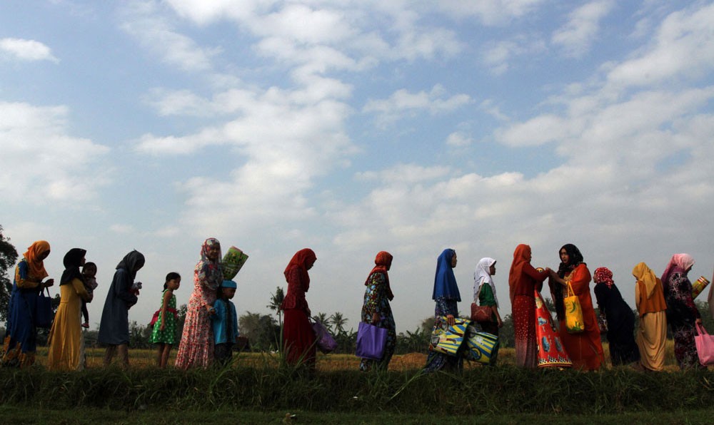 Female ulema speak up for women despite odds