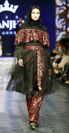 Mix-and-match adds personality to modest fashion