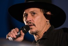 Johnny Depp apologizes for Trump assassination joke