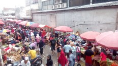 Bolder measures sought for companies ignoring holiday bonuses