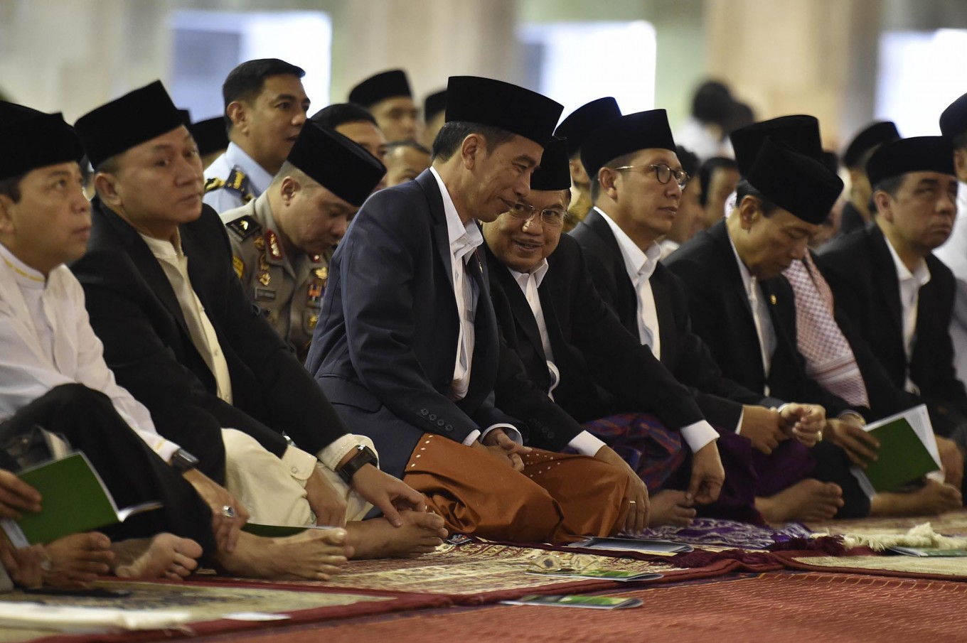 Jokowi enjoys 'mudik' to Surakarta for Idul Fitri - National - The ...