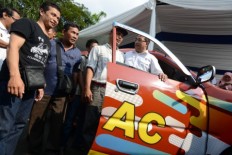 AC for 'angkot'? Jakarta has Transjakarta: Djarot