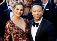 Chrissy Teigen refuses to see more photos of 'John babies'