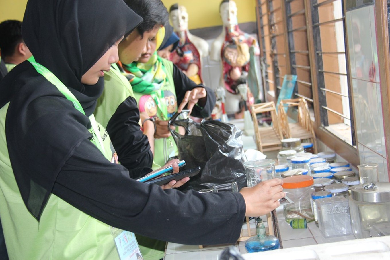 Youth science camp seeks to counter shortage of researchers in Indonesia