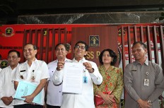 Islamic group Hizbut Tahrir condemns disbandment by government