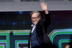 Director Steven Spielberg attends the Warner Bros. Pictures Presentation during Comic-Con International 2017 at San Diego Convention Center on July 22, 2017 in San Diego, California. 