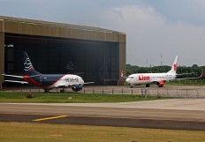 Pilots complain over kites around Soekarno Hatta airport