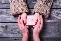 Being generous may make you happier