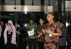 Police probe KPK leaders over alleged falsification