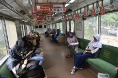 Moment of silence on commuter trains pay tribute to heroes