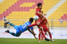 SEA Games: Organizers slam 'Singapore dogs' soccer chant