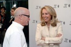 Ex-CIA agent campaigns to block Trump from Twitter