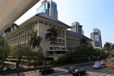 Foreign exchange reserves decline as BI defends rupiah