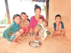 Landslide survivors in Nepal say aid has not reached them yet