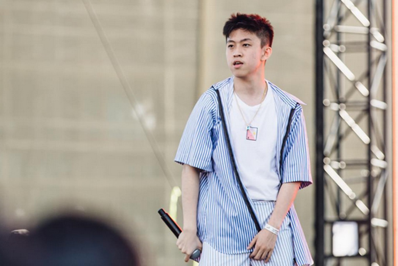 Rich Brian sets record, goes down in iTunes music history - Entertainment -  The Jakarta Post