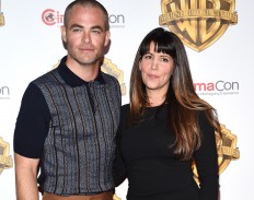 ‘Wonder Woman 2’ officially lassoes Patty Jenkins as director  