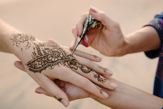 How to use henna safely