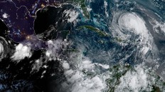 Storm Alberto could strengthen as it blows across US Gulf 
