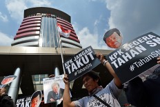 Politics hinders graft fight