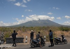 Mt. Agung's magma moves upward