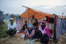 Bangladesh bans two aid agencies from Rohingya refugee camps