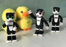 High-tech help for autistic kids: Robots