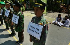 The act of telling: Nadiem asked to teach students about human rights abuses