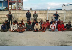 Navy arrests 15 alleged pirates in Singapore Strait